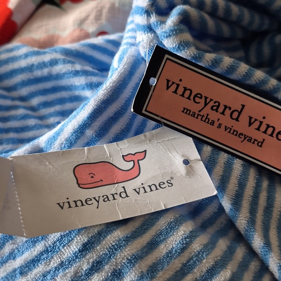 Vineyard Vines Blue & White Striped Terry Towel Snap Pullover Sz.M NWT - Picture 4 of 6